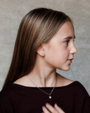 YOUNG, JUNI, smykke til barn