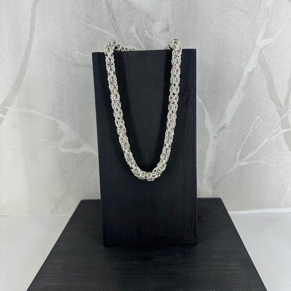 KONGE, lyst halskjede, 1,5 mm tråd, langt