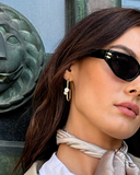 JULIE, øyrepynt på stift