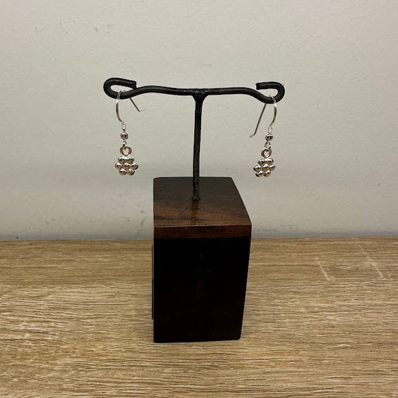 SMELT-øyrepynt på krok, blomar (nr. 5.2)