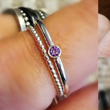 2 mm glatt ring med stein