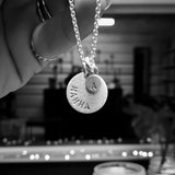 1,5 cm amulett med miniknott