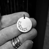 2 cm amulett med eigen tekst